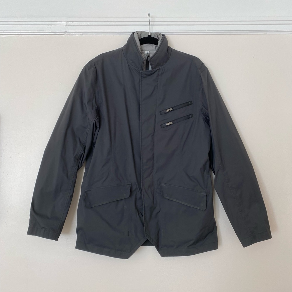 Men’s Lululemon Raincoat L Grey